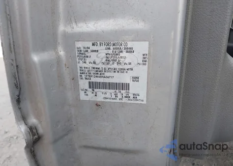 2005 Ford F-150 Stx/Xl/Xlt from USA, damaged, VIN 1FTRF12W45NA36717